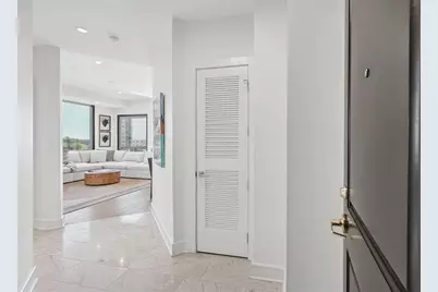 2828 Peachtree Road NW #1002, Atlanta, GA 30305 - Photo 16