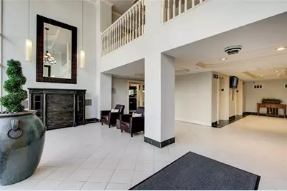 2479 Peachtree Road NE #304, Atlanta, GA 30305 - Photo 2