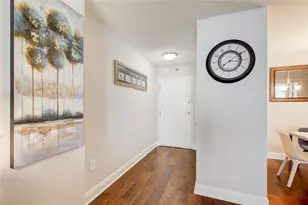 2479 Peachtree Rd NE, Atlanta, GA 30305 - Photo 2