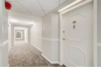 2479 Peachtree Road NE #304, Atlanta, GA 30305 - Photo 18