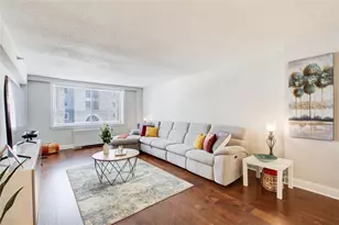 2479 Peachtree Rd NE, Atlanta, GA 30305 - Photo 4