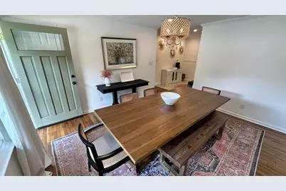 2498 Lakewood Drive, Kennesaw, GA 30152 - Photo 8