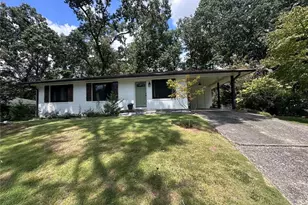 2498 Lakewood Dr NW, Kennesaw, GA 30152 - Photo 4