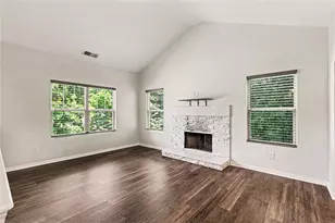 320 Brook Ct, Temple, GA 30179 - Photo 8