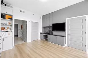 1080 Peachtree St NE, Atlanta, GA 30309 - Photo 12