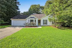 204 Spring Cir, Stockbridge, GA 30281 - Photo 2