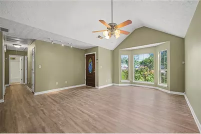 204 Spring Circle, Stockbridge, GA 30281 - Photo 4