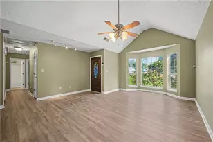 204 Spring Cir, Stockbridge, GA 30281 - Photo 4
