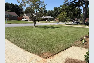 996 School Lane, Lake City, GA 30260 - Photo 4