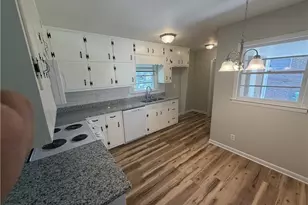 996 School Ln, Lake City, GA 30260 - Photo 6