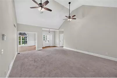 6139 Pritchett Dr, Powder Springs, GA 30127 - Photo 10