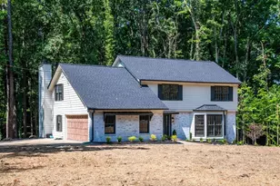 1720 Ridgefield Dr, Roswell, GA 30075 - Photo 2