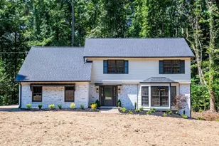 1720 Ridgefield Dr, Roswell, GA 30075 - Photo 1