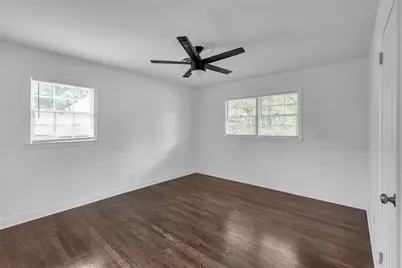 2541 Poplar Street, Snellville, GA 30078 - Photo 24