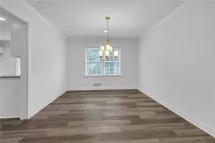 2541 Poplar St, Snellville, GA 30078 - Photo 6