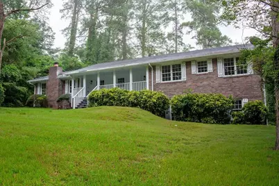 2016 Gibralter Way, Conyers, GA 30012 - Photo 2