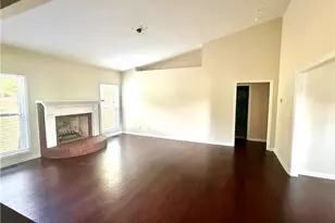 2660 Sandy Creek Cir, Loganville, GA 30052 - Photo 6