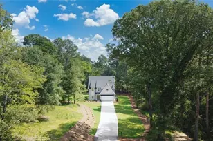 8110 Lennox Ln, Cumming, GA 30028 - Photo 4