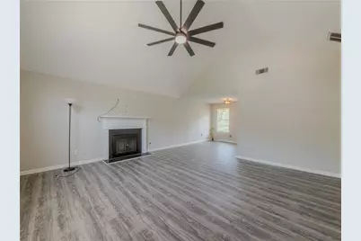 6196 Idlewood Circle, Lithonia, GA 30038 - Photo 4