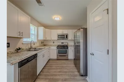 6196 Idlewood Circle, Lithonia, GA 30038 - Photo 8