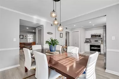 6520 Roswell Road #11, Sandy Springs, GA 30328 - Photo 10