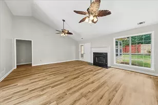 132 Edwards Way, Stockbridge, GA 30281 - Photo 2