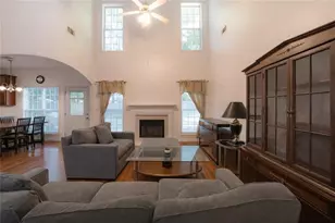 1098 Whisperwood Ln, Lawrenceville, GA 30043 - Photo 14