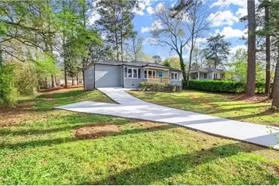 1020 Pine Forest Drive SW, Mableton, GA 30126 - Photo 4