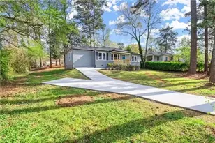 1020 Pine Forest Dr SW, Mableton, GA 30126 - Photo 4