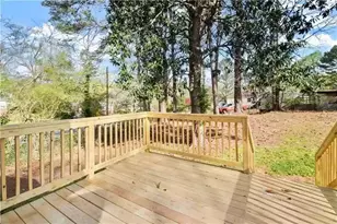 1020 Pine Forest Dr SW, Mableton, GA 30126 - Photo 14