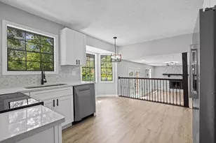 6883 Creekmoor Ln, Riverdale, GA 30296 - Photo 14