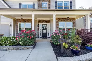 142 Madison St, Canton, GA 30115 - Photo 2