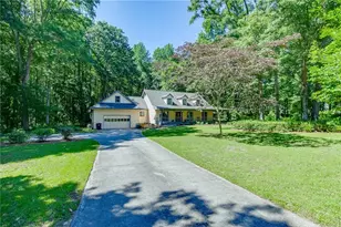 2720 Bay Ridge Dr, Loganville, GA 30052 - Photo 1