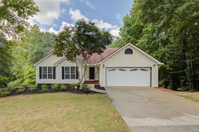 4267 Rivuere Pt, Gainesville, GA 30507 - Photo 2