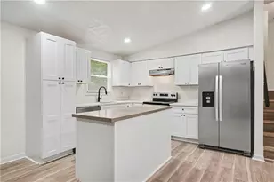 6855 Kimberly Mill Rd, Atlanta, GA 30349 - Photo 6