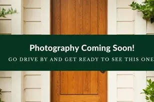 933 Byron Dr SW, Atlanta, GA 30310 - Photo 1