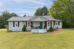 691 Clarkwood Rd, Rockmart, GA 30153 - Photo 1