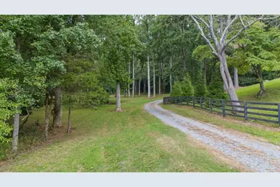 383 Liberty Grove Rd, Alpharetta, GA 30004 - Photo 2