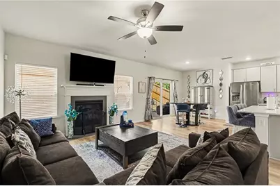 7789 Richmond Trail, Fairburn, GA 30213 - Photo 6