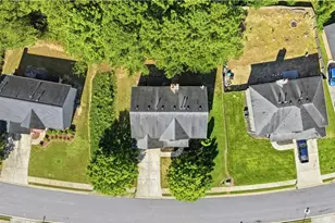 1332 Melrose Woods Ln, Lawrenceville, GA 30045 - Photo 64