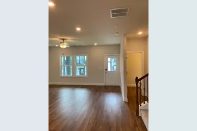 908 Sweetwater Grove, Woodstock, GA 30188 - Photo 4