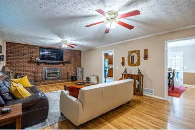 465 Dobbs Road #A, Woodstock, GA 30188 - Photo 6