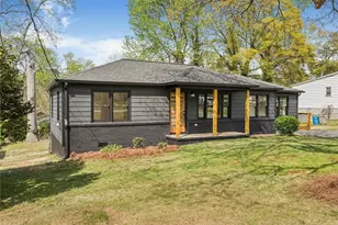 960 Pine Forest Dr SW, Mableton, GA 30126 - Photo 4