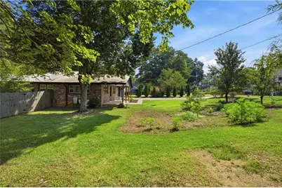 211 Brooke Drive, Alpharetta, GA 30009 - Photo 8
