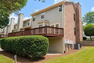 621 Granby Hill Pl, Alpharetta, GA 30022 - Photo 2