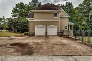 807 Reagan Dr NW, Conyers, GA 30012 - Photo 4