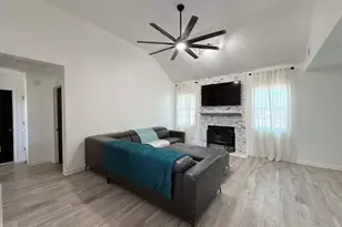 106 Elk Grove Dr, Auburn, GA 30011 - Photo 6