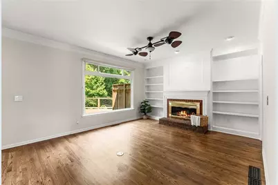 390 Woodbrook Way, Lawrenceville, GA 30043 - Photo 10