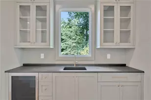 3465 Hildon Cir, Atlanta, GA 30341 - Photo 14