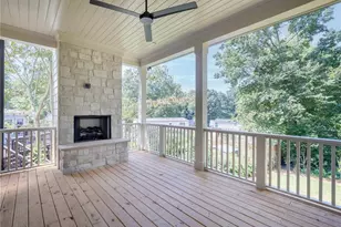 3465 Hildon Cir, Atlanta, GA 30341 - Photo 8